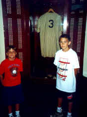 baberuthlocker.jpg (59059 bytes)