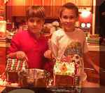 DE-gingerbread.JPG (73210 bytes)